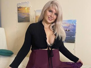 Naked EmmaPil