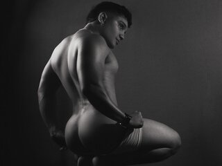 Shows RaymondMorris